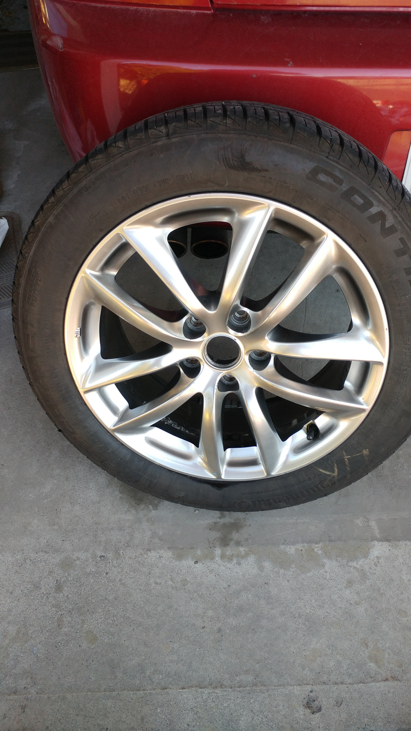 One unpainted rim, by no means in ‘great condition’. All had ticks and curb rash.